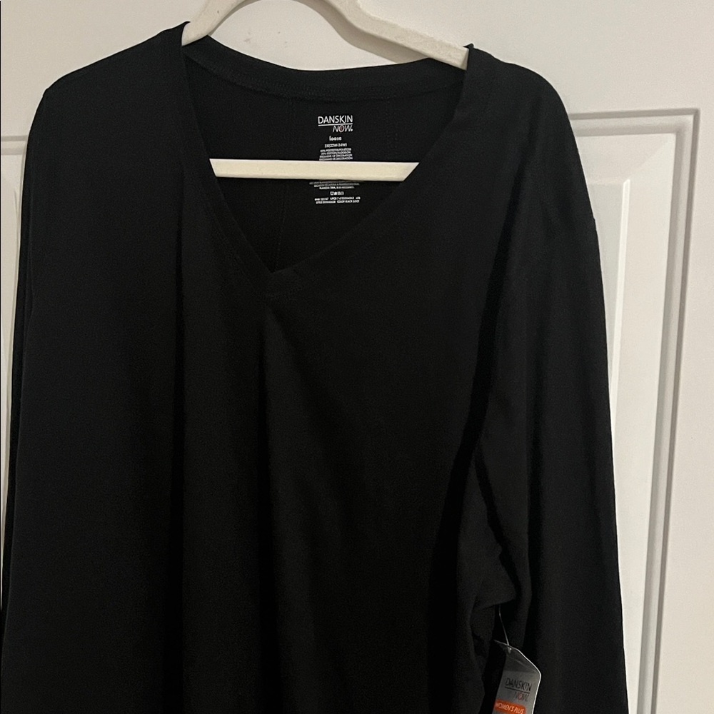 Danskin Now Black V-Neck Top